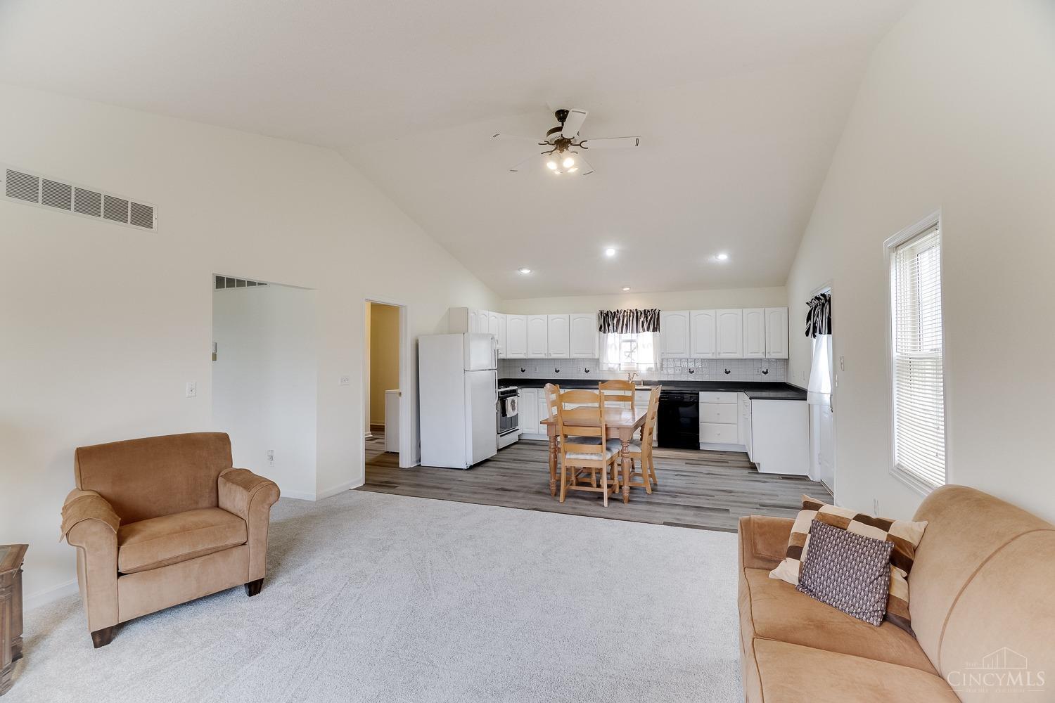 6319 Bridgetown Road Cincinnati, OH 45248 - Photo 10 of 36 Gallery Image 10