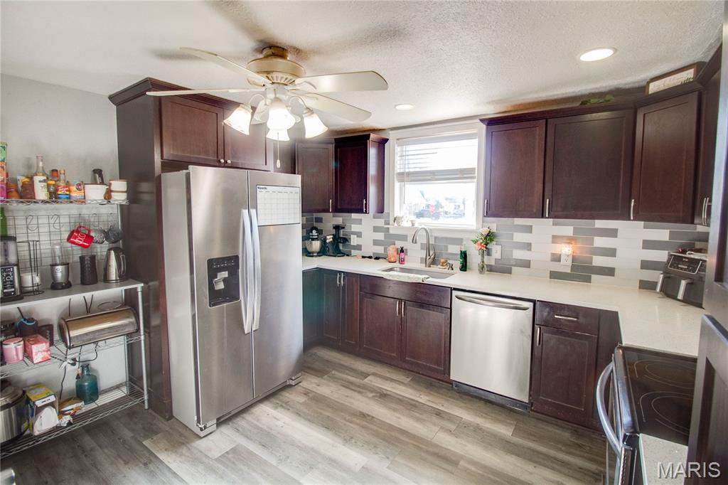 2500 Virden Street Alton, IL 62002 - Photo 11 of 27