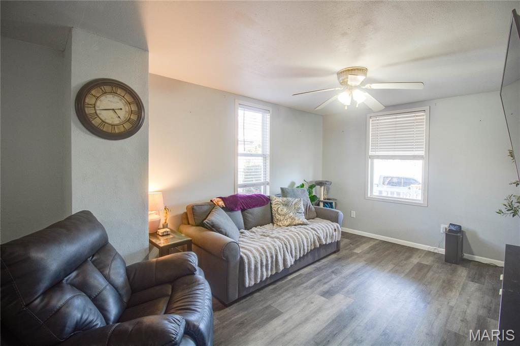 2500 Virden Street Alton, IL 62002 - Photo 7 of 27