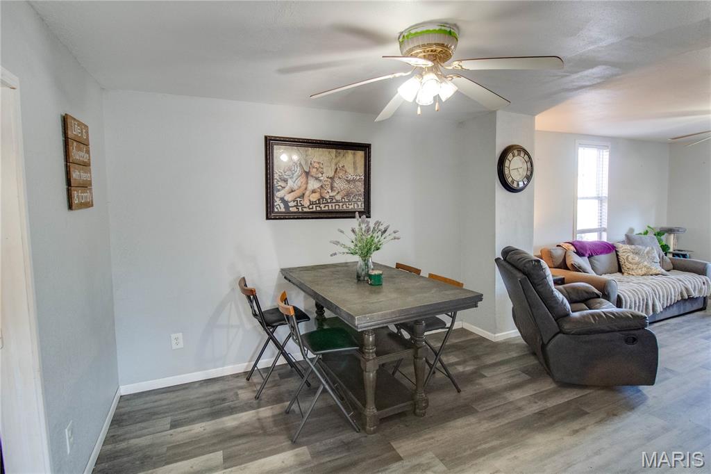 2500 Virden Street Alton, IL 62002 - Photo 9 of 27