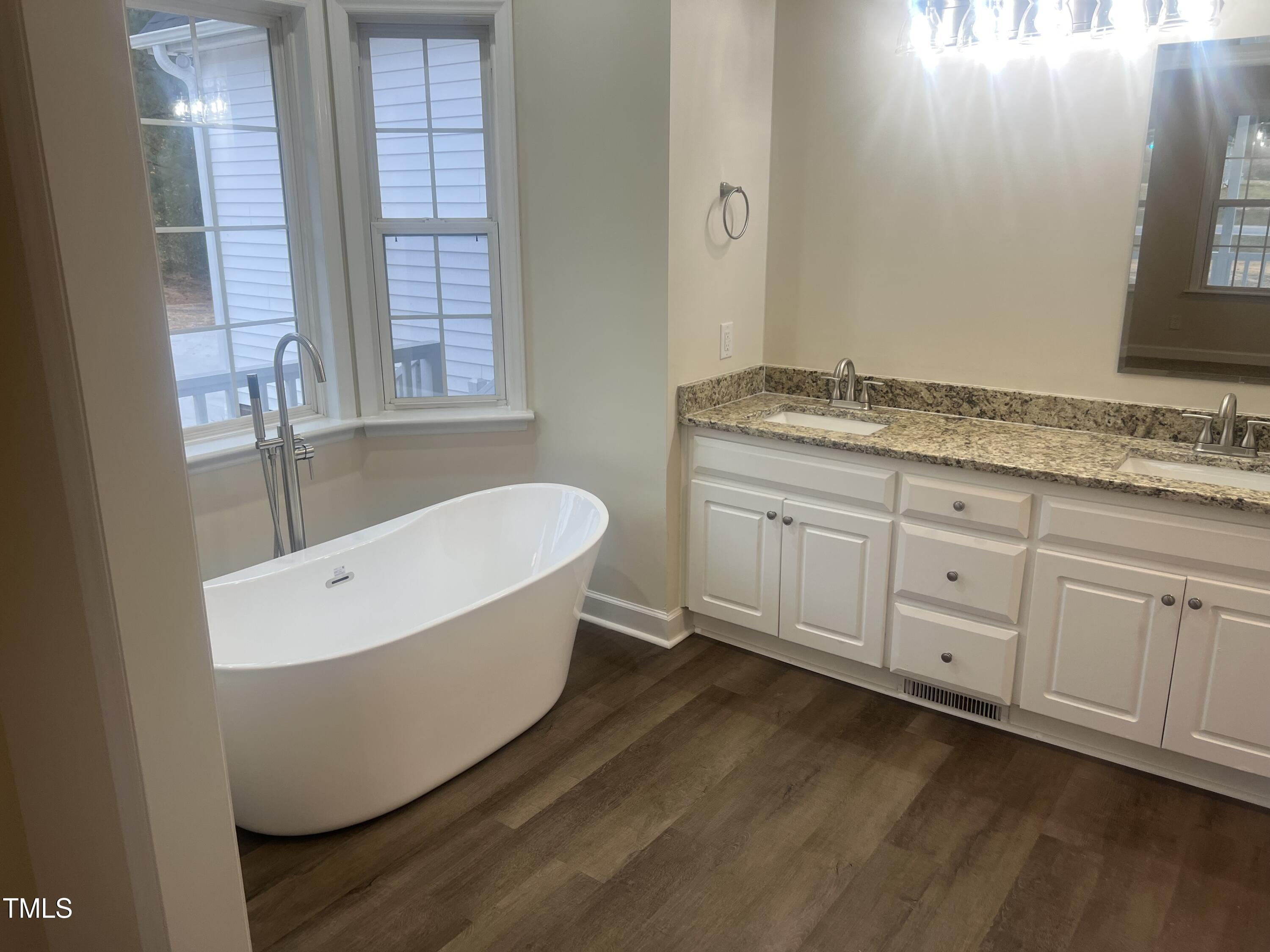 271 Parker Road Four Oaks, NC 27524 - Photo 31 of 50 Master Bath