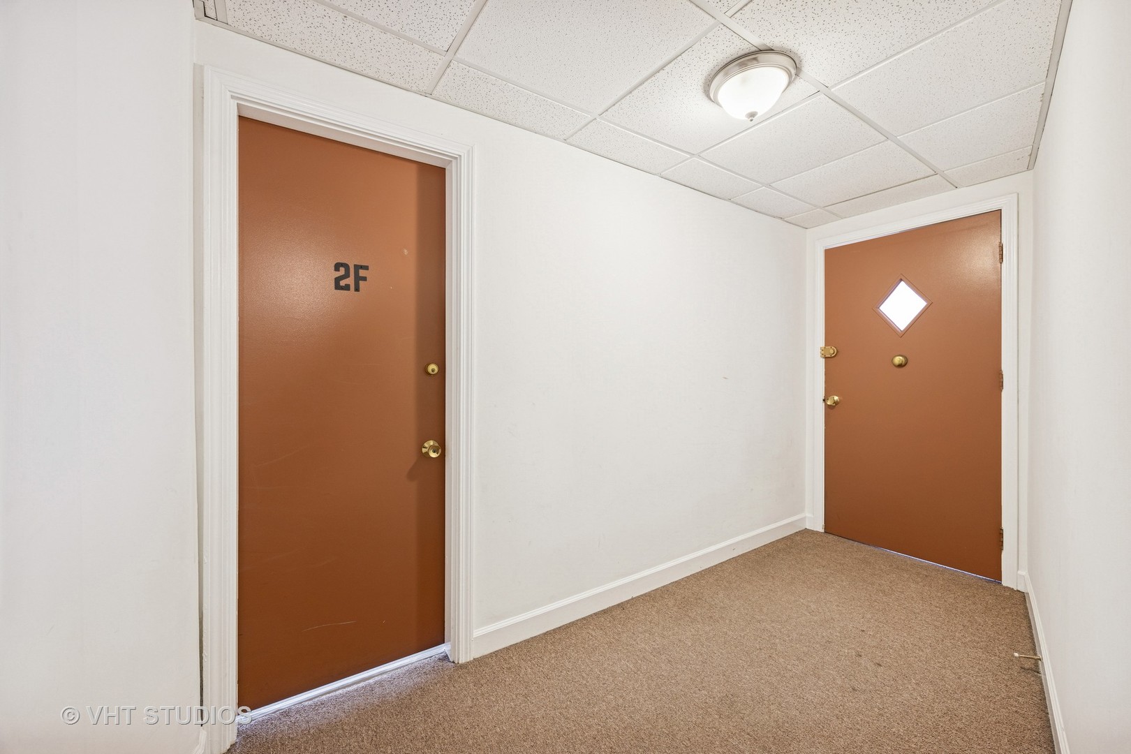 816 North Boulevard, Unit 2F Oak Park, IL 60301 - Photo 5 of 20 a view of an empty room