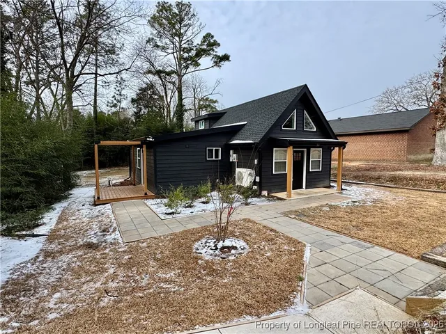 $1,600 | 313 North Moore Street, Sanford, NC 27330
