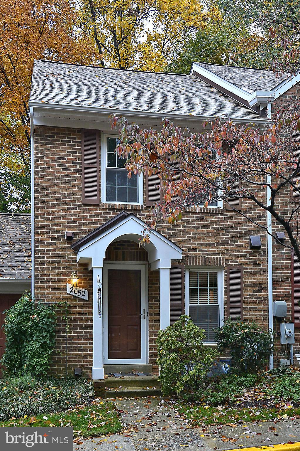 2052 Derby Ridge Lane Silver Spring, MD 20910 - Photo 2 of 26 Exterior (Front)