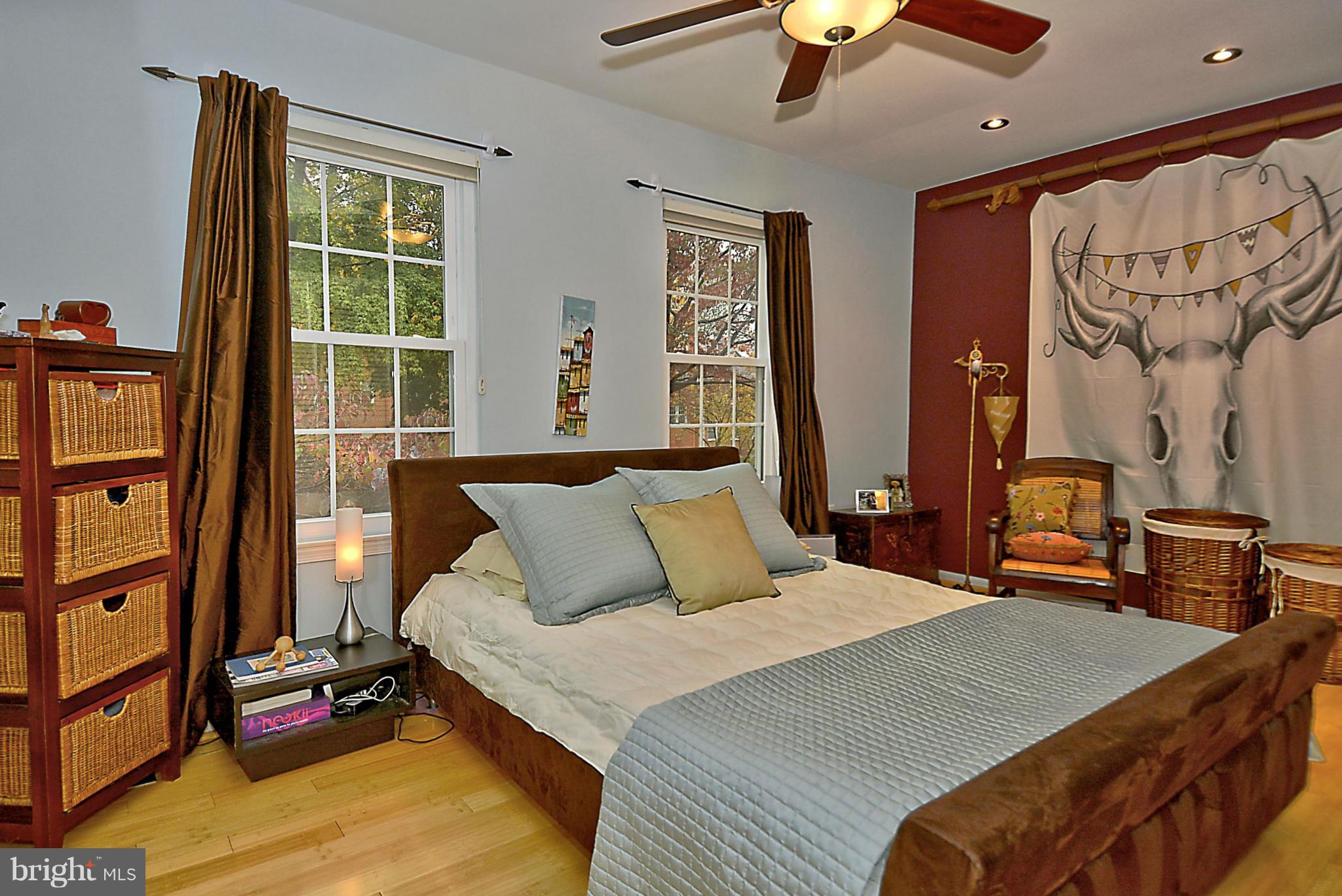 2052 Derby Ridge Lane Silver Spring, MD 20910 - Photo 17 of 26 Bedroom (Master)