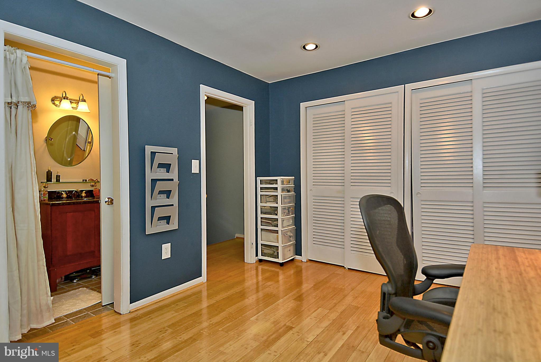 2052 Derby Ridge Lane Silver Spring, MD 20910 - Photo 20 of 26 Bedroom #2