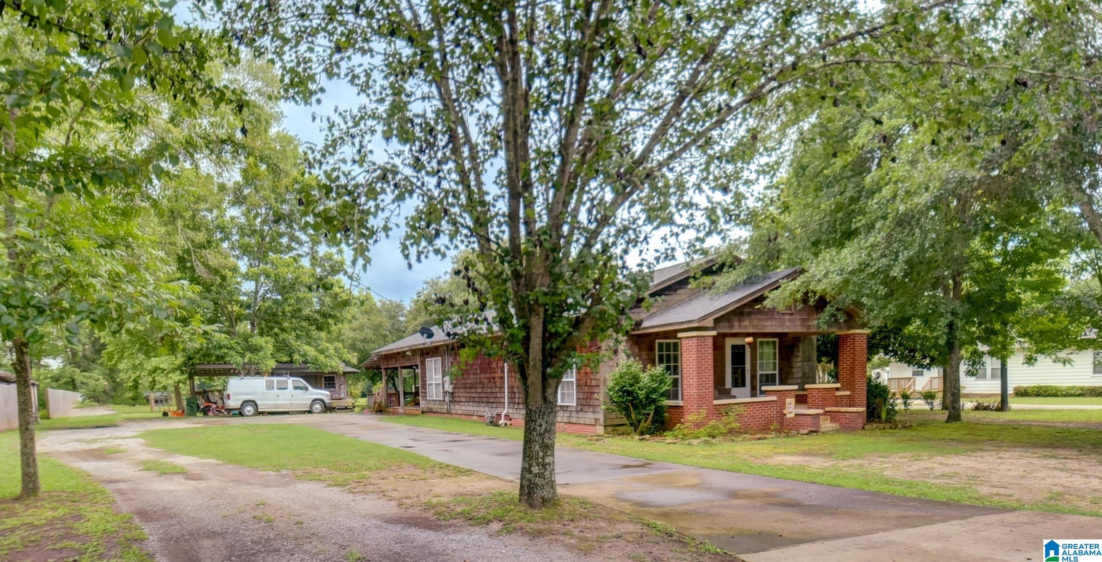 303 Airport Road Clanton, AL 35045 - Photo 1 of 37