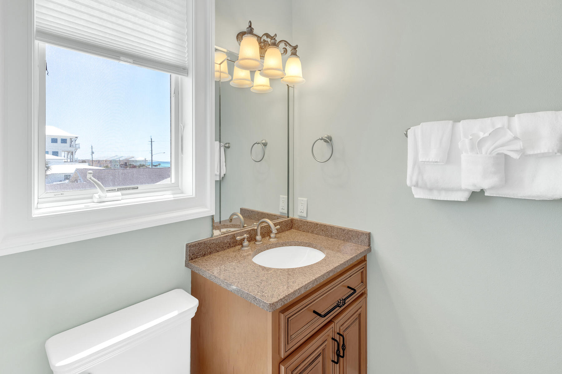 19106 Front Beach Road, Unit A Panama City Beach, FL 32413 - Photo 21 of 48 Second Floor Bathroom