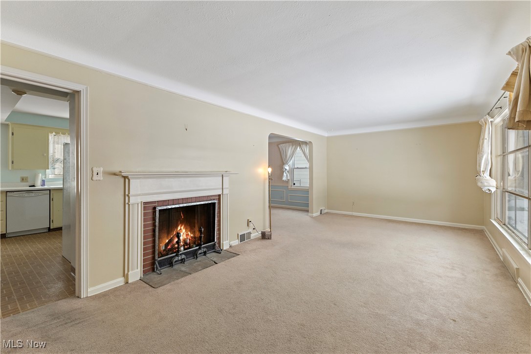 4486 College Road South Euclid, OH 44121 - Photo 4 of 33