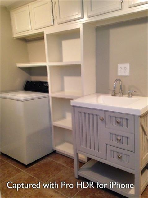 1538 Welch Street, Unit 1/2 Houston, TX 77006 - Photo 14 of 18 a view of cabinets