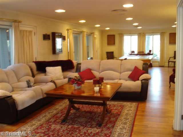 948 Nottingham Road High Point, NC 27262 - Photo 9 of 16 Den/Family/Great Room.