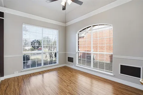 $440,000 | 2221 Templeton Drive, Arlington, TX 76006