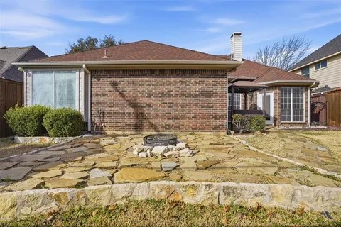 $440,000 | 2221 Templeton Drive, Arlington, TX 76006