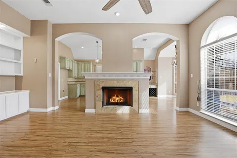 $440,000 | 2221 Templeton Drive, Arlington, TX 76006