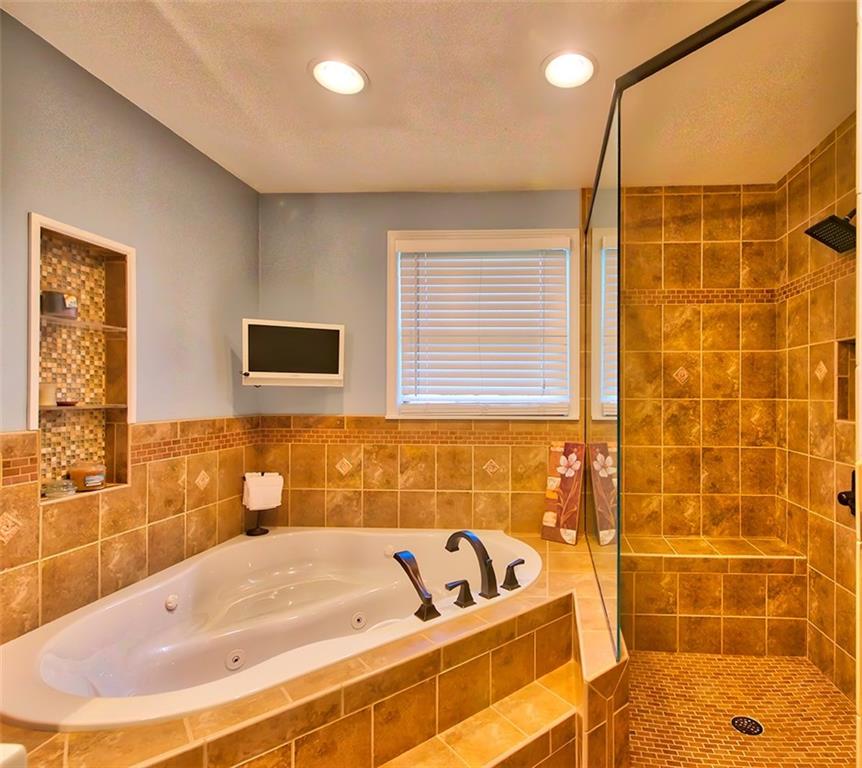 130 Prittstown Road Mount Pleasant, PA 15666 - Photo 8 of 21 Draw yourself a nice bubble bath sit back relax with the jets and some candles. Your stress will disappear.