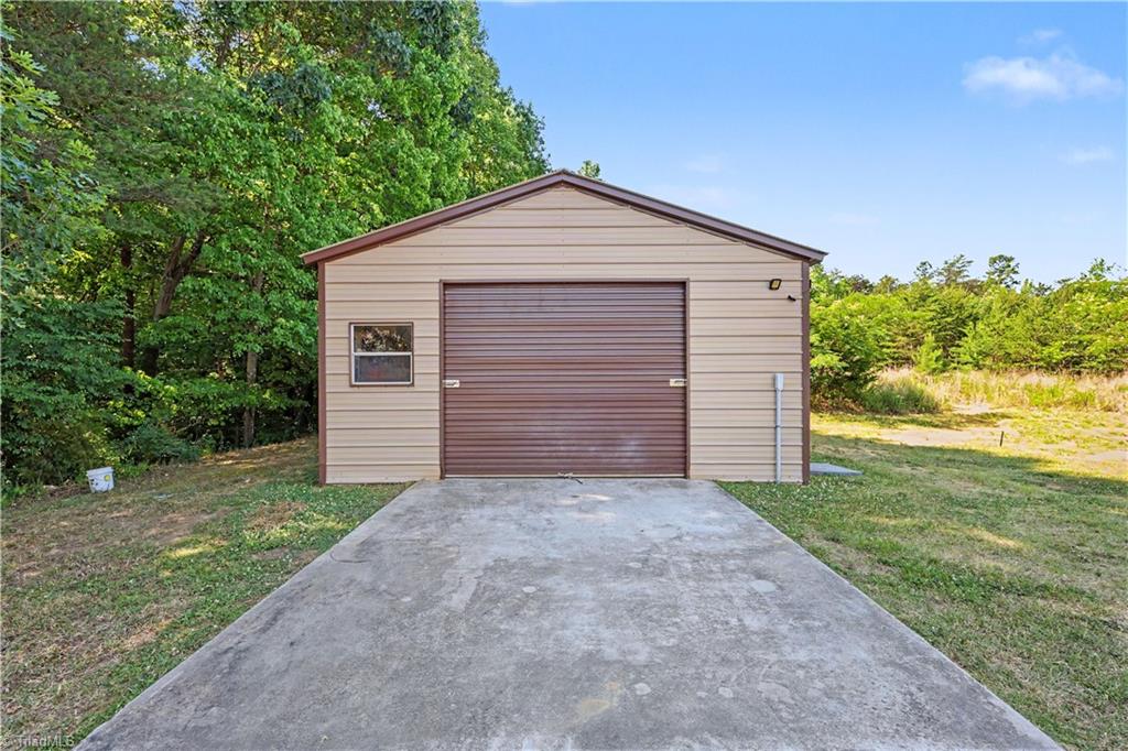 514 Paul Kennedy Road Thomasville, NC 27360 - Photo 35 of 40