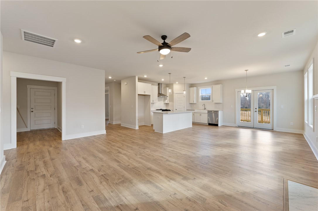 228 Jacqueline Road Piedmont, SC 29673 - Photo 11 of 41