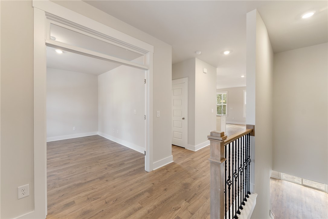 228 Jacqueline Road Piedmont, SC 29673 - Photo 5 of 41