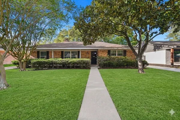 $2,400 | 6002 McKnight Street, Houston, TX 77035