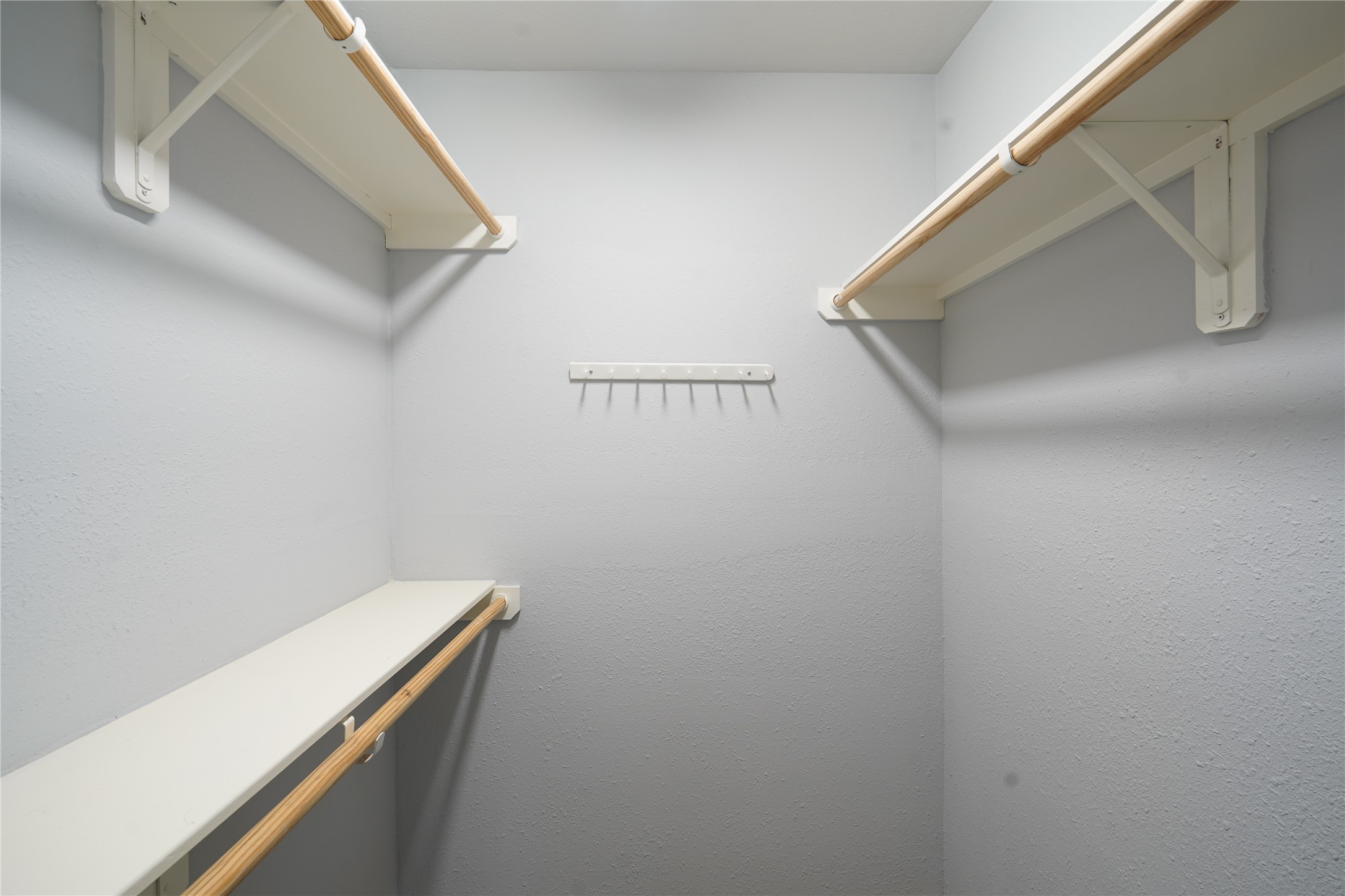 6002 McKnight Street Houston, TX 77035 - Photo 25 of 28 a view of small space with racks on the wall