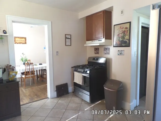 $165,000 | 421 West Garfield Avenue, Elkhart, IN 46516