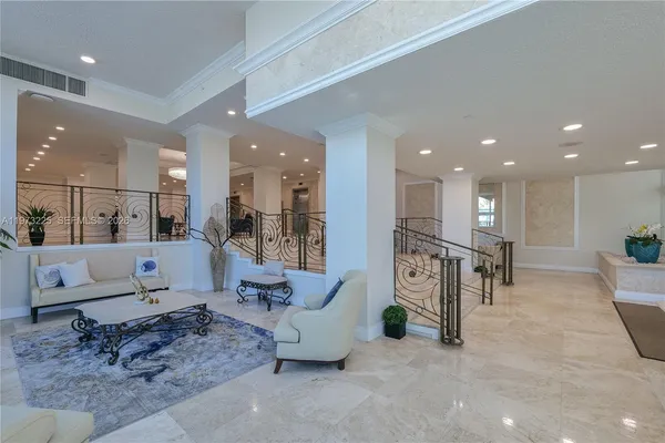$875,000 | 1620 South Ocean Boulevard, Unit 16J, Lauderdale-by-the-Sea, FL 33062