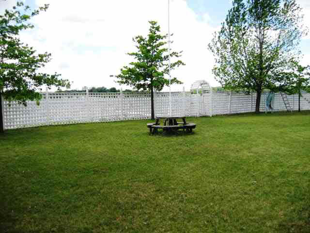 2840 North Bay View Road Angola, IN 46703 - Photo 8 of 9 Gallery Image 8