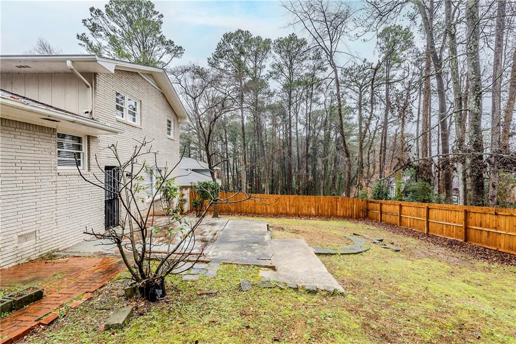 2202 Troutdale Drive Decatur, GA 30032 - Photo 31 of 33