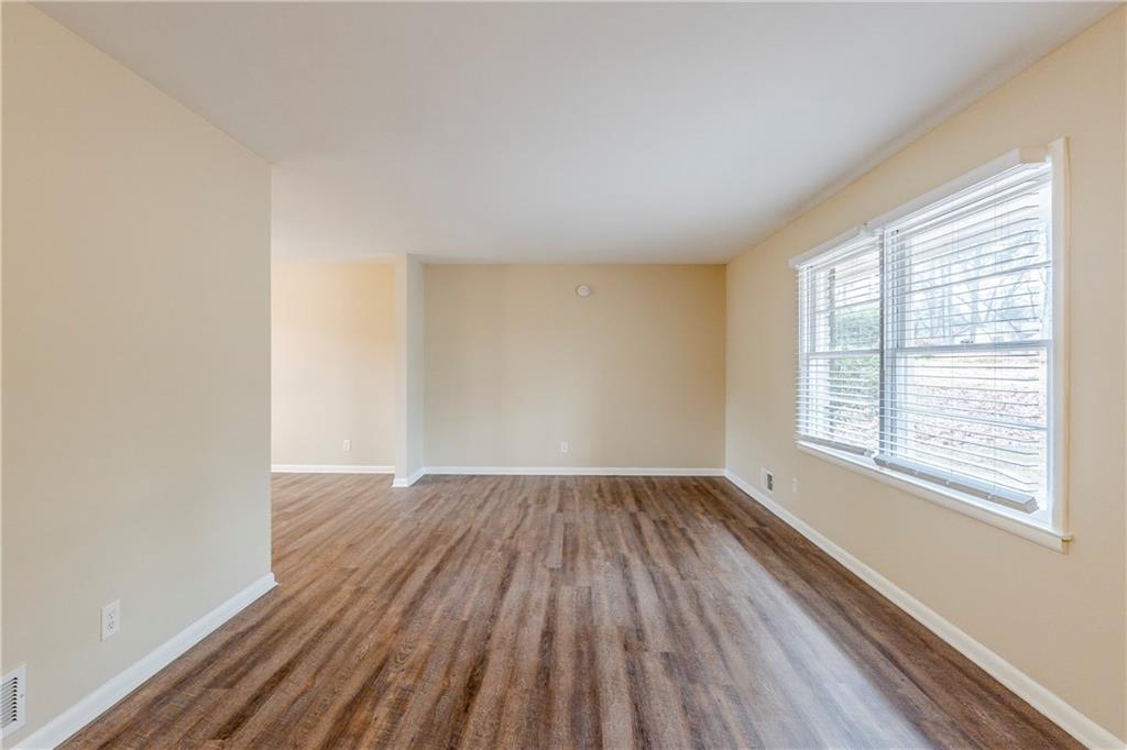 2202 Troutdale Drive Decatur, GA 30032 - Photo 4 of 33