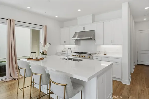 $1,148,000 | 26720 Afton Lane, Valencia, CA 91381
