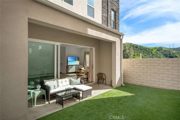 $1,148,000 | 26720 Afton Lane, Valencia, CA 91381