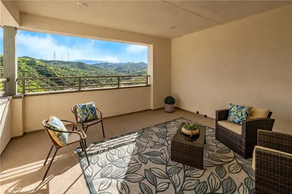 $1,148,000 | 26720 Afton Lane, Valencia, CA 91381