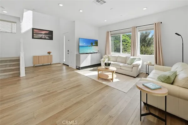 $1,148,000 | 26720 Afton Lane, Valencia, CA 91381