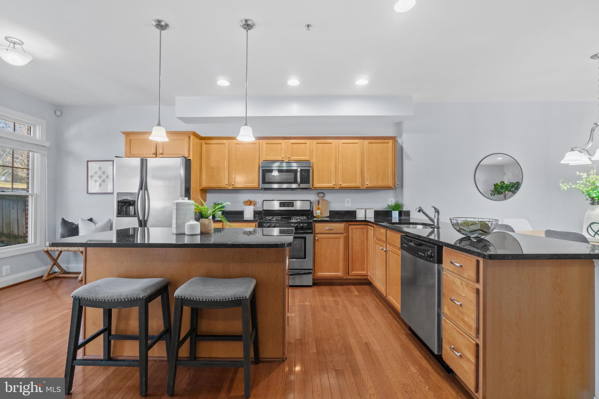 4412 Evans Chapel Road Baltimore, MD 21211 - Photo 5 of 33