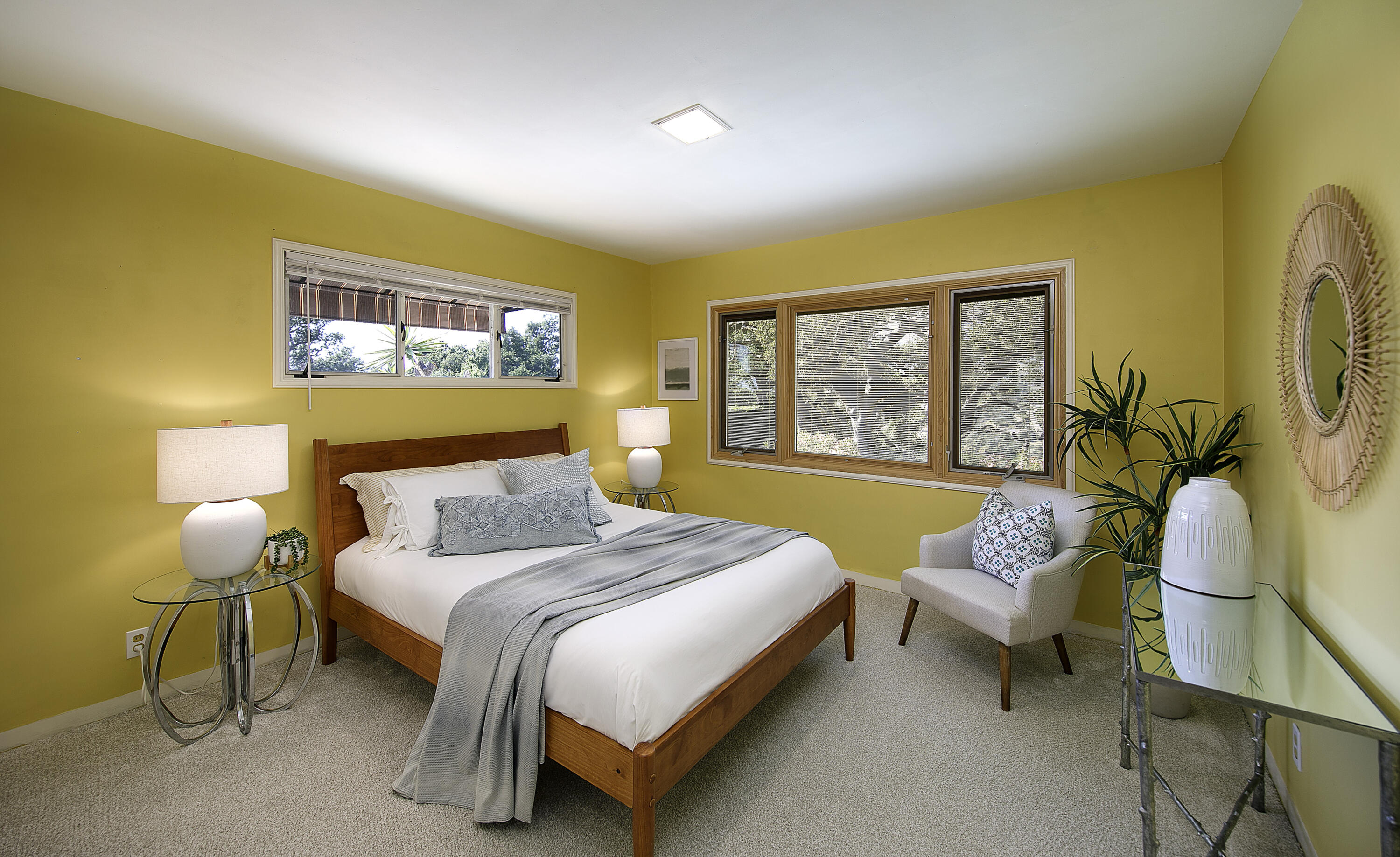 1714 Las Tunas Road Santa Barbara, CA 93103 - Photo 17 of 23 Guest Bedroom 2
