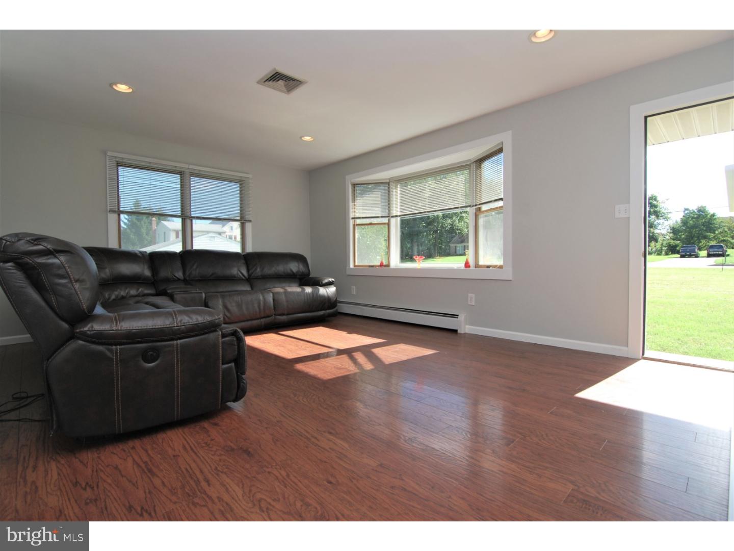 559 Mininger Road Souderton, PA 18964 - Photo 4 of 17 Gallery Image 4
