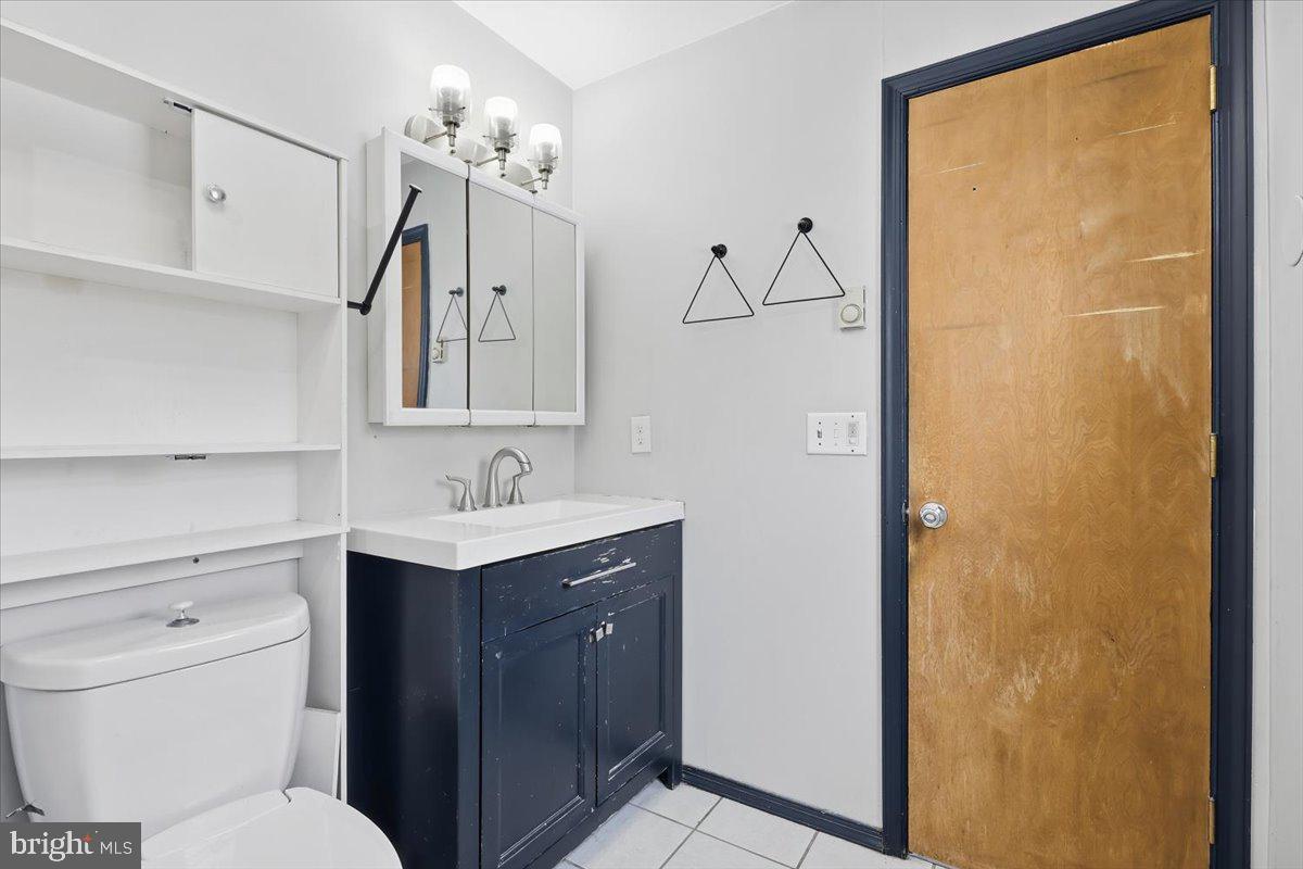 199 Magic Mountain Road Henryville, PA 18332 - Photo 29 of 61 Primary bathroom