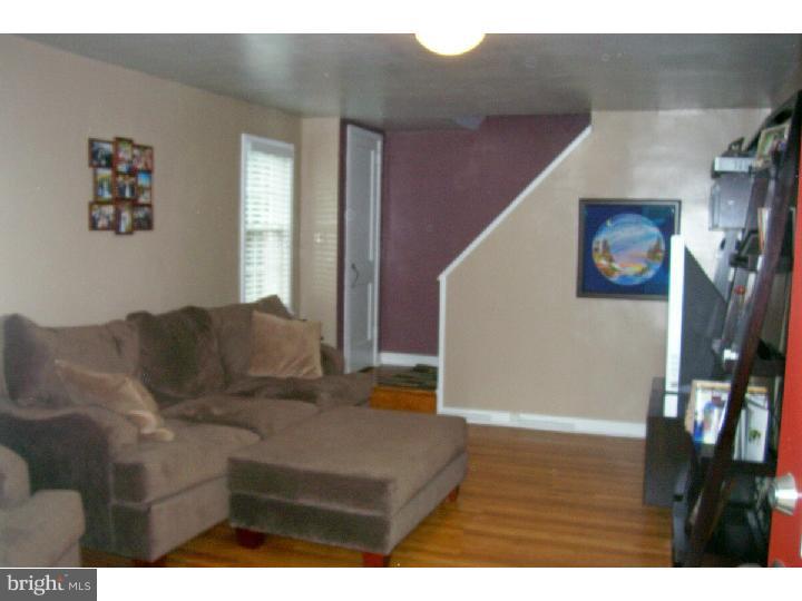 108 Valley View Road Media, PA 19063 - Photo 8 of 23 Living Room