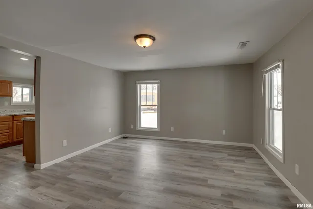 $150,000 | 212 Adams Street, Coatsburg, IL 62325