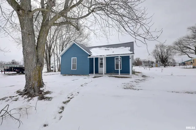 $150,000 | 212 Adams Street, Coatsburg, IL 62325