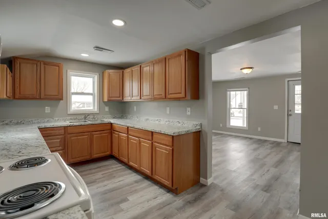 $150,000 | 212 Adams Street, Coatsburg, IL 62325