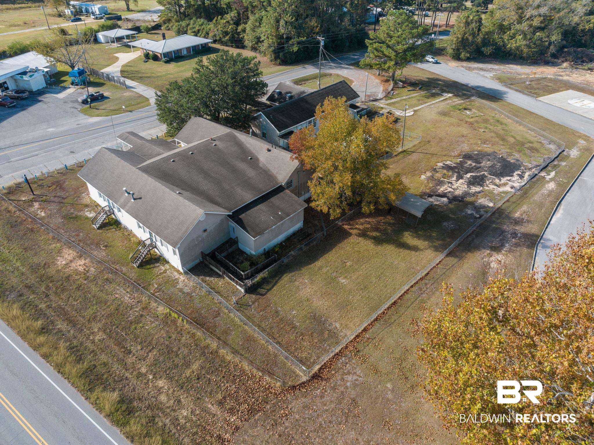 9411 Hurricane Road Bay Minette, AL 36507 - Photo 4 of 49