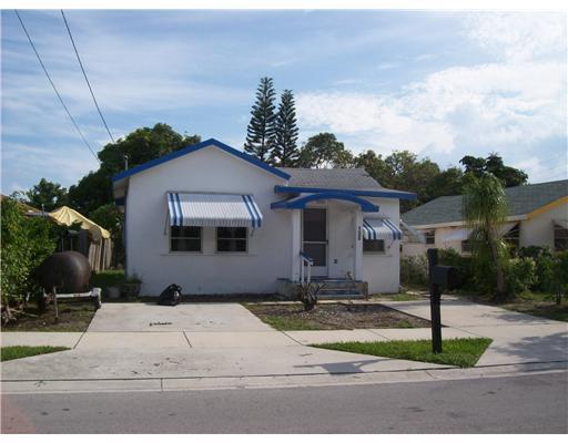 130 Northeast 15th Terrace Boca Raton, FL 33432 - Photo 4 of 7 Additional Photo