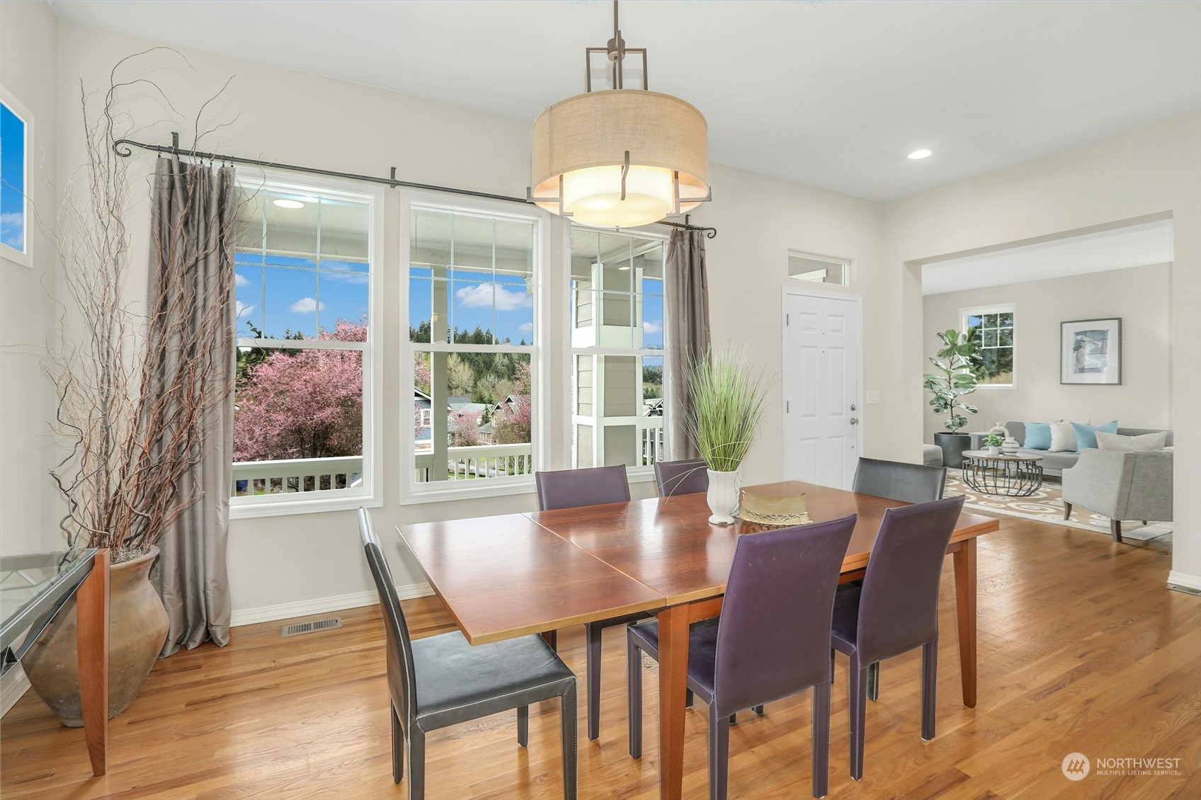 10617 Northeast 173rd Place Bothell, WA 98011 - Photo 9 of 38 Gallery Image 9
