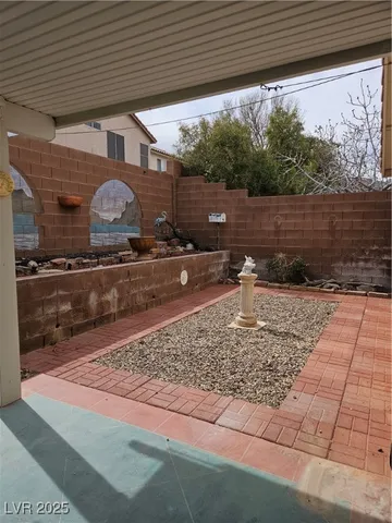 $1,950 | 9633 Boylagh Avenue, Las Vegas, NV 89129
