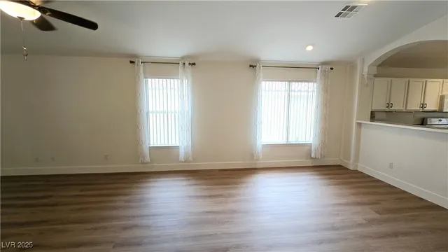 $1,950 | 9633 Boylagh Avenue, Las Vegas, NV 89129