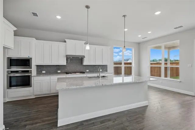 $599,990 | 713 Meridian Drive, Aledo, TX 76008