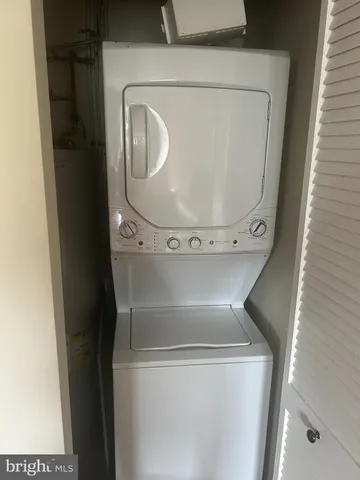 a close up view of washer and dryer