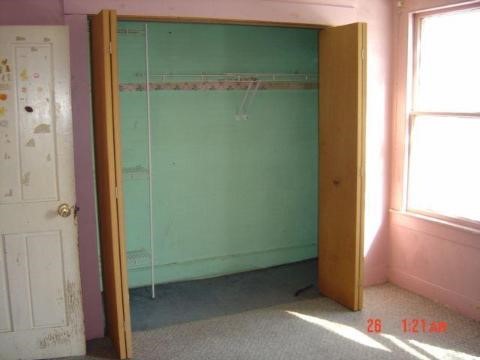 415 North Clinton Street Adrian, MI 49221 - Photo 7 of 10 920041-6.JPG