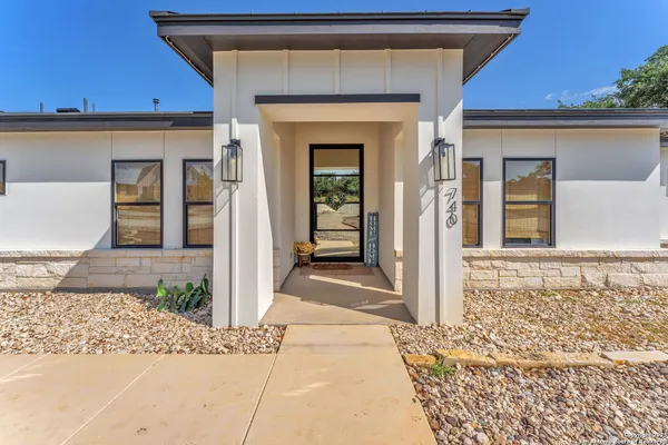 a view of a entryway of a house